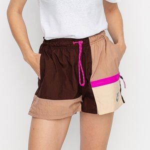 NWT Colorblock Nike shorts